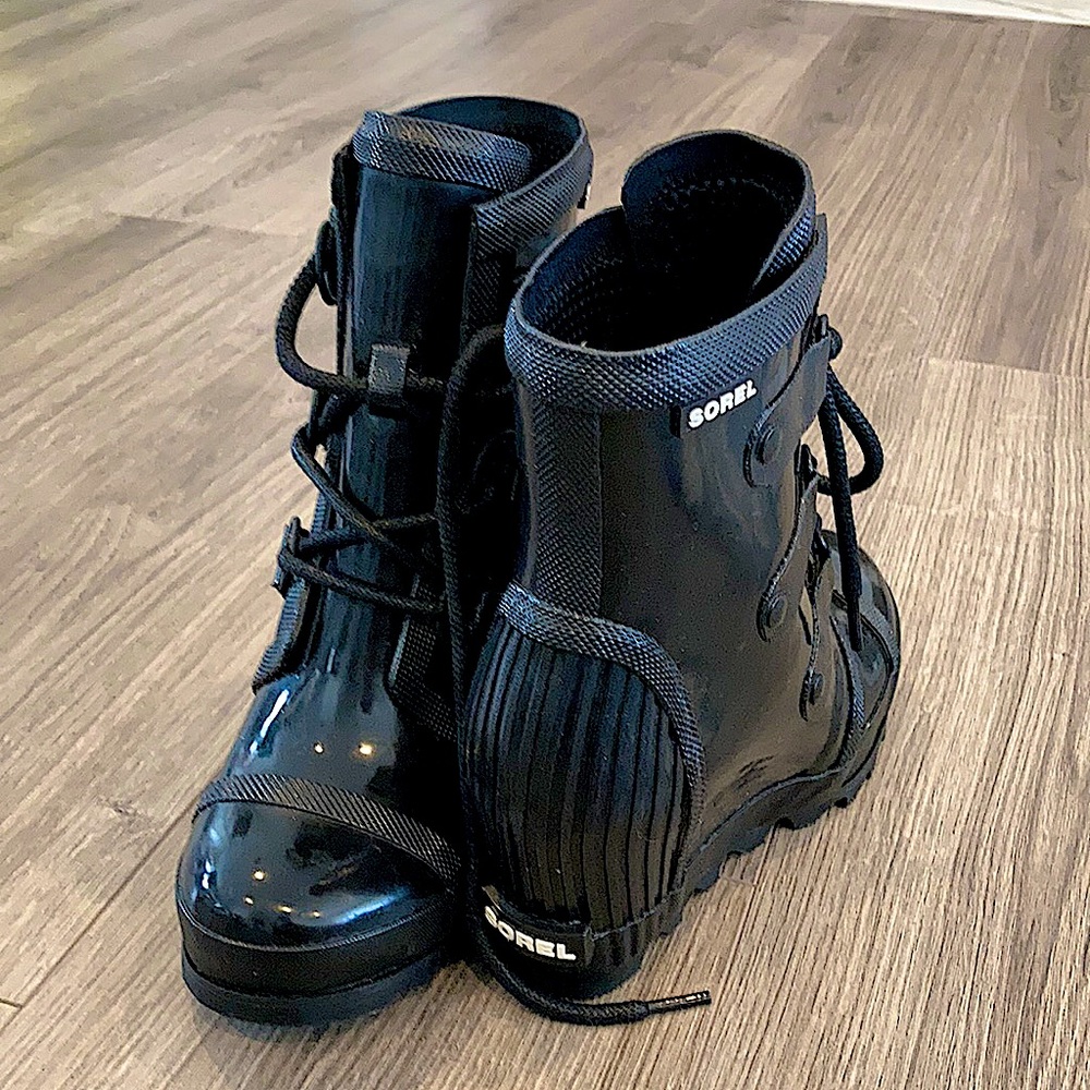 Sorel wedge rainboot